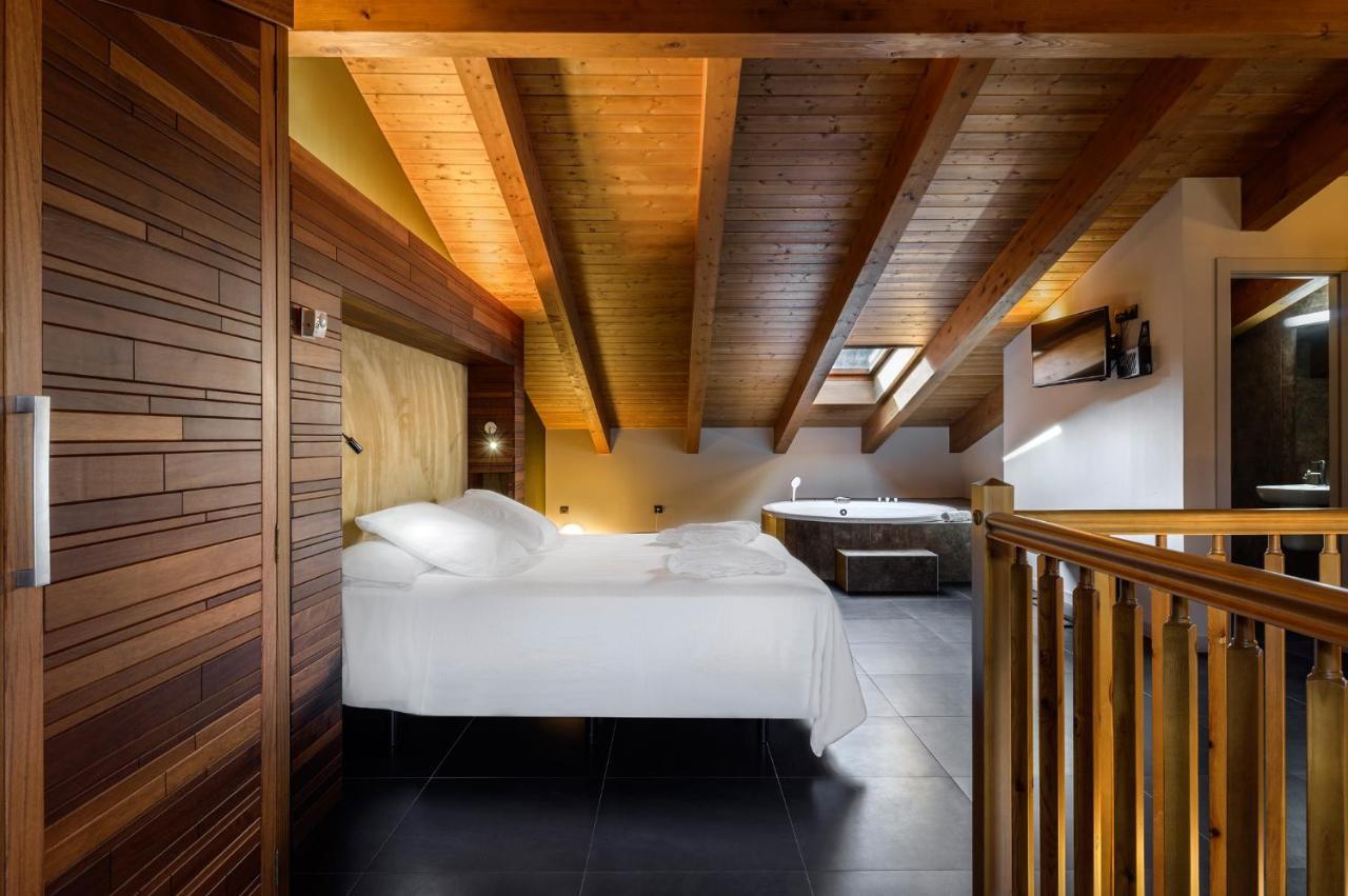 Hotel Spa Aguas De Los Mallos Murillo de Gállego Εξωτερικό φωτογραφία